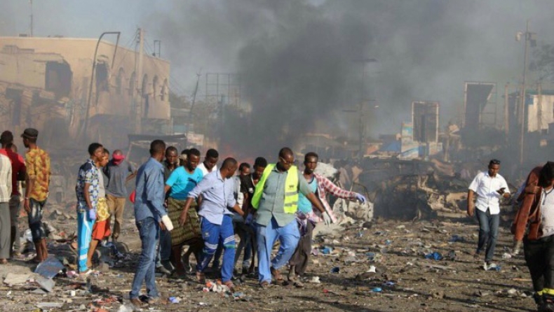 Σομαλία: Ξεπερνούν τους 200 οι νεκροί από την έκρηξη παγιδευμένου οχήματος
