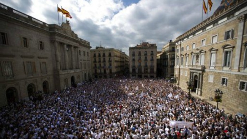 Σε τεντωμένο σκοινί η κατάσταση στην Καταλονία