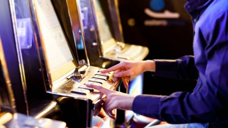 Καζίνο δεν πληρώνει μεγάλο τζακπότ στα φρουτάκια
