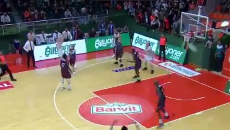 Τρίποντο at the buzzer και νίκη η Μπάνβιτ! (vid)