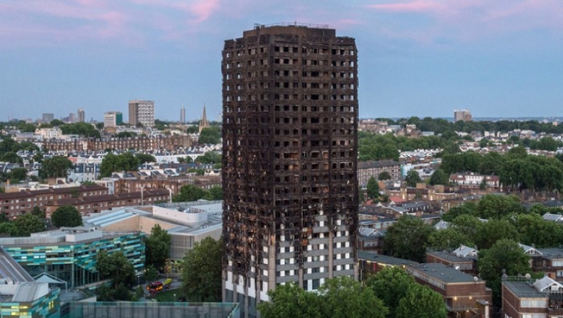 Λονδίνο: Πυροσβέστης έκλεβε τα καμμένα σπίτια στον «Πύργο της Κολάσως» (pics)