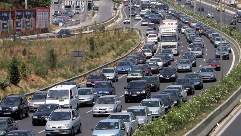 Ίδια με πέρυσι παραμένουν τα τέλη κυκλοφορίας του 2018