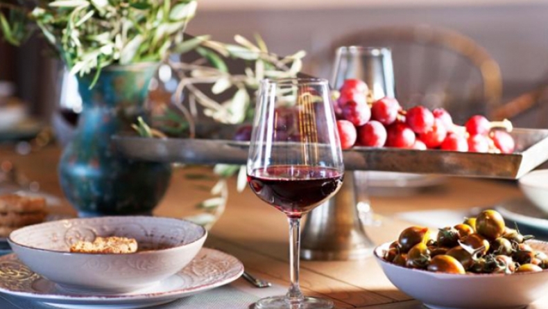 Αυτά είναι τα 3 καλύτερα κρασιά για το γιορτινό τραπέζι (pics)