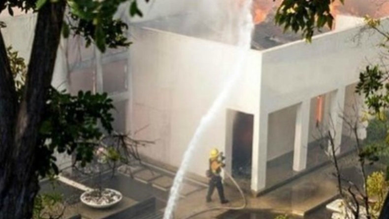 Τυλίχθηκε στις φλόγες το σπίτι του Κιριλένκο στο Λος Άντζελες! (pic)