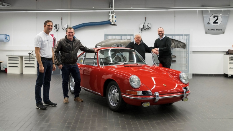 Αυτή είναι η παλαιότερη 911 στο μουσείο της Porsche (pics)