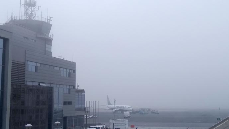 Η πτήση του Μητσοτάκη γύρισε στην Αθήνα λόγω ομίχλης στο αεροδρόμιο «Μακεδονία»