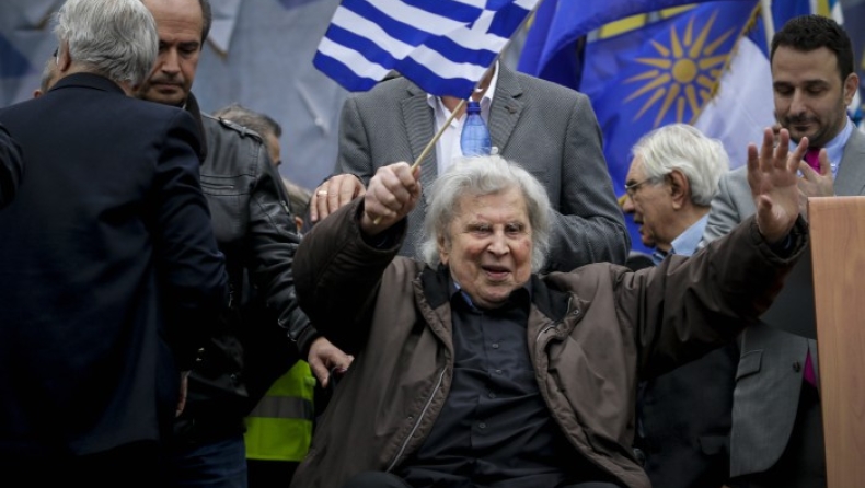 Financial Times: «Μίκης Θεοδωράκης: Ο πρώην αριστερός που έγινε Εθνικιστής» (pic)