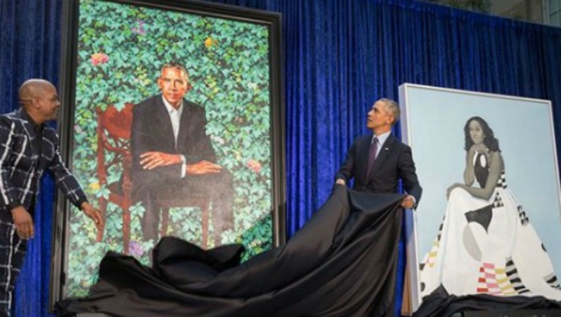 O Ομπάμα αστειεύτηκε για τα... αυτιά του, η Μισέλ αγνώριστη στα αποκαλυπτήρια των πορτρέτων τους (pics & vid)