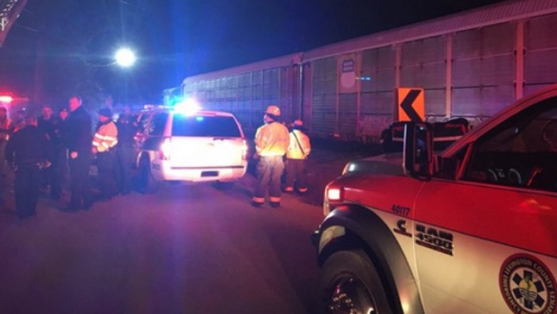 Νέο σιδηροδρομικό ατύχημα στις ΗΠΑ - 2 νεκροί και δεκάδες τραυματίες (pic & vid)