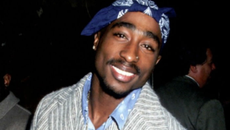 Κάποιος πιστεύει οτι είδε τον Tupac ζωντανό (vids)