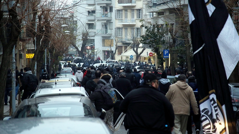 «Μπλόκο» σε 150 οπαδούς του ΠΑΟΚ από την αστυνομία