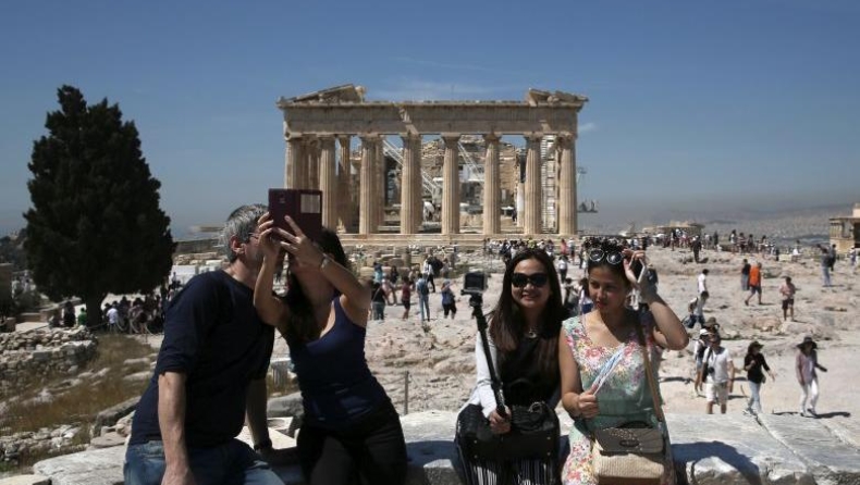 «Τουριστική «έκρηξη» στην Ελλάδα το καλοκαίρι»