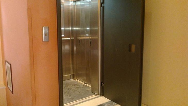 Διαχειριστής απηύδησε και έβγαλε επική ανακοίνωση για το ασανσέρ (pic)