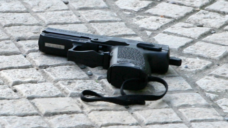 Πυροβόλησαν αστυνομικούς στα Άνω Λιόσια