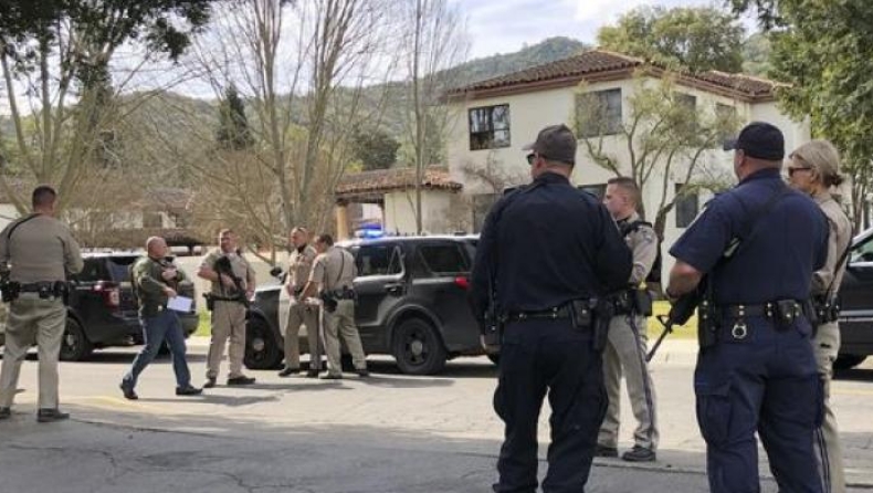 Εισβολή ενόπλου σε σχολείο της Καλιφόρνια, αναφορές για τραυματίες (pic & vids)