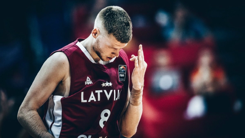 Μπέρτανς: «Χαρούμενος που θα παίξω με τον αδερφό μου για τη Λετονία»