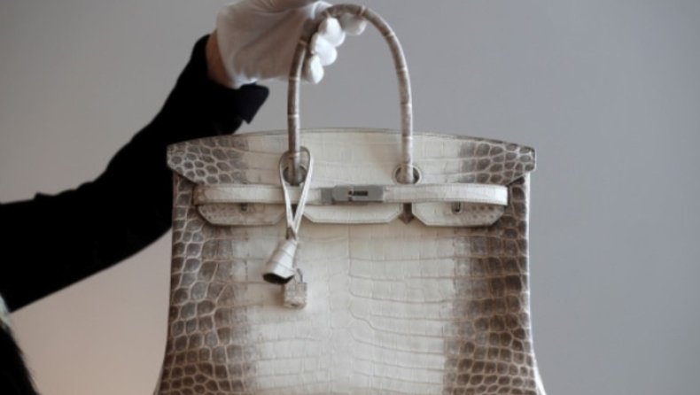 Η ακριβότερη τσάντα στον κόσμο φτιάχθηκε από δέρμα κροκόδειλου και πουλήθηκε για 185.000 ευρώ (pic)