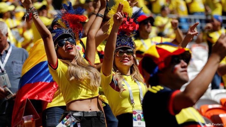 Οι Κολομβιανές... σκοράρουν στην εξέδρα! (pics)