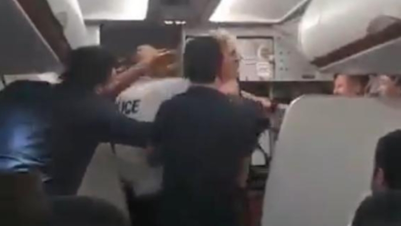 Επιβάτης σε πτήση της EasyJet κουτούλησε αεροσυνοδό (vid)