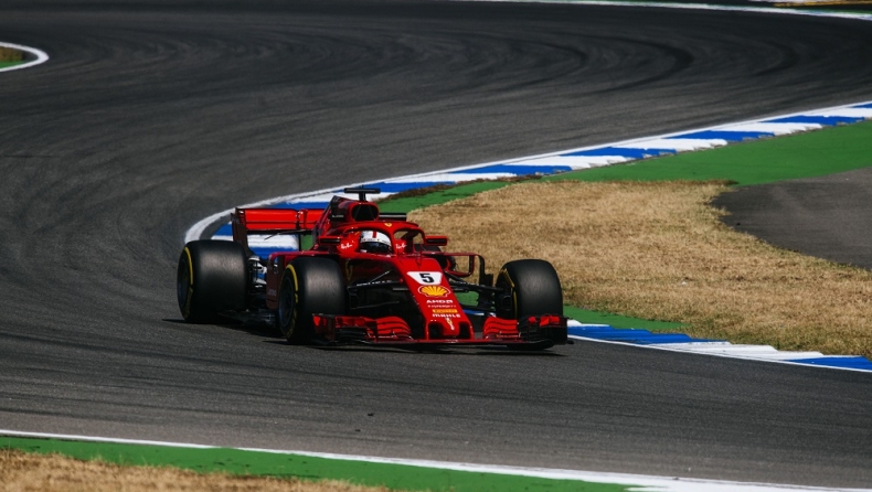 «Πλεονεκτούν σε ισχύ οι Ferrari», λένε στη Mercedes
