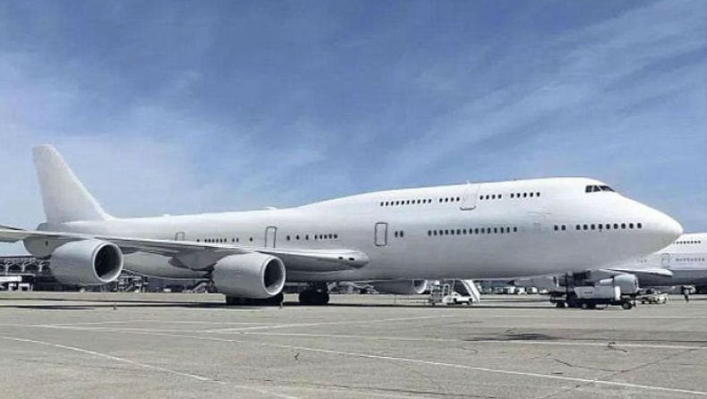Η βασιλική οικογένεια του Κατάρ πουλά το χλιδάτο Boeing της (pics)