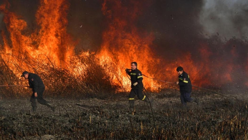 Πολύ υψηλός ο κίνδυνος πυρκαγιάς: Στο «κόκκινο» η μισή Ελλάδα