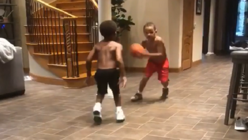 Τα παιδιά του Αζέια Τόμας παίζουν όλη μέρα μπάσκετ! (vids)