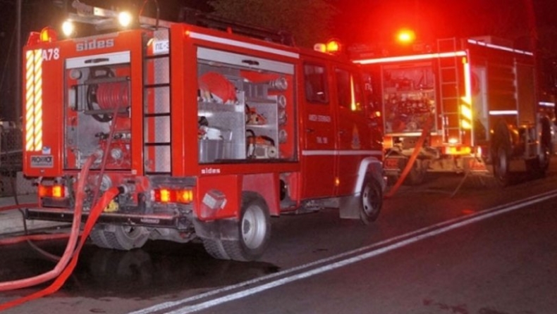 Πυρκαγιά σε διαμέρισμα στα Μελίσσια, τρεις ελαφρά τραυματίες
