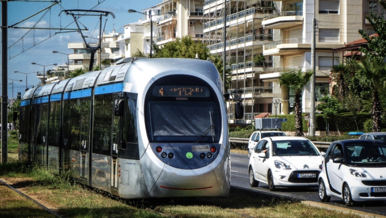 Εικοσιπέντε υπερσύγχρονοι συρμοί τραμ στο δίκτυο της Αθήνας