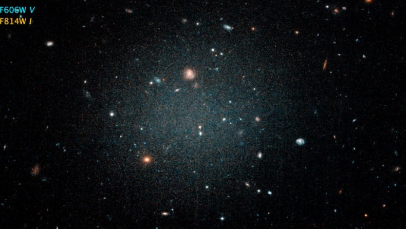 Αυστραλοί αστρονόμοι εντόπισαν δεκάδες «περίεργα» σήματα από τα πέρατα του Σύμπαντος
