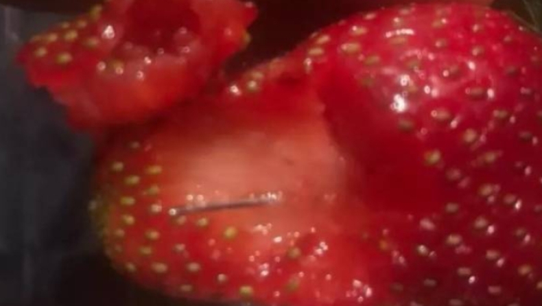 Μία 50χρονη συνελήφθη στο πλαίσιο των ερευνών για τις βελόνες στις φράουλες