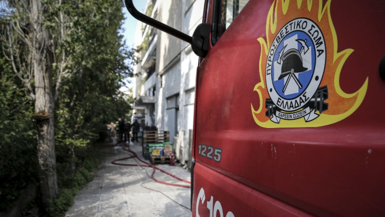 Τραγωδία με φωτιά σε διαμέρισμα στην Πλ. Αττικής (vid)