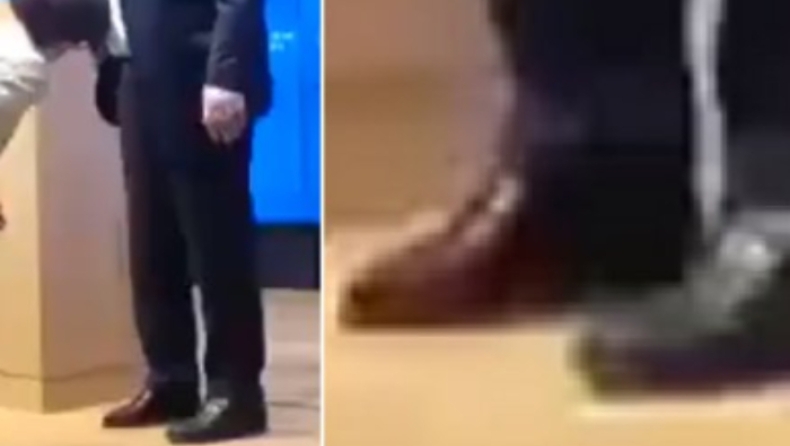 Ο Γιούνκερ μπέρδεψε το twitter: Βίντεο τον δείχνει να φοράει διαφορετικά παπούτσια (pics & vids)