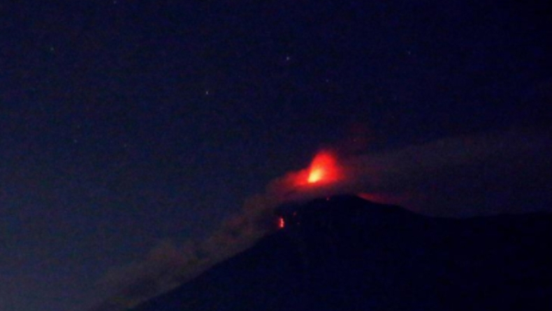 Ο εφιάλτης ξύπνησε ξανά: Ενεργοποιήθηκε το ηφαίστειο «Ελ Φουέγο» που σκότωσε 190 ανθρώπους! (vid)