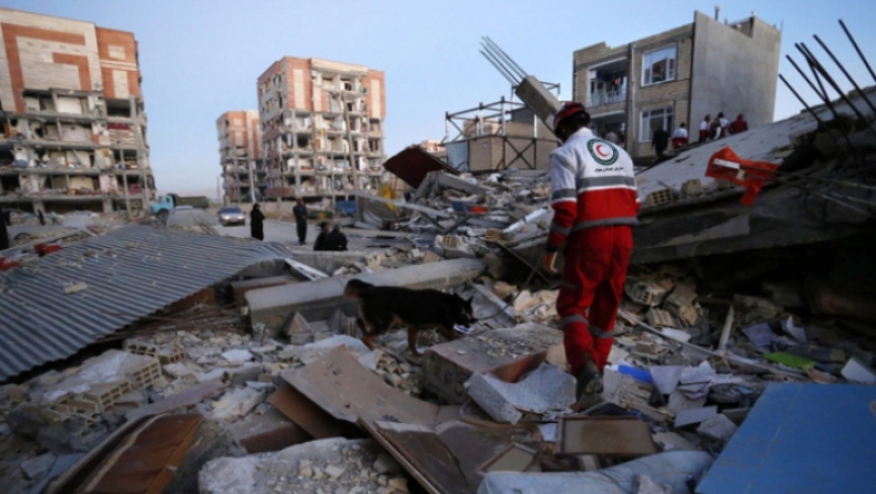 Περισσότεροι από 400 τραυματίες στο Ιράν από σεισμό 6,4 Ρίχτερ