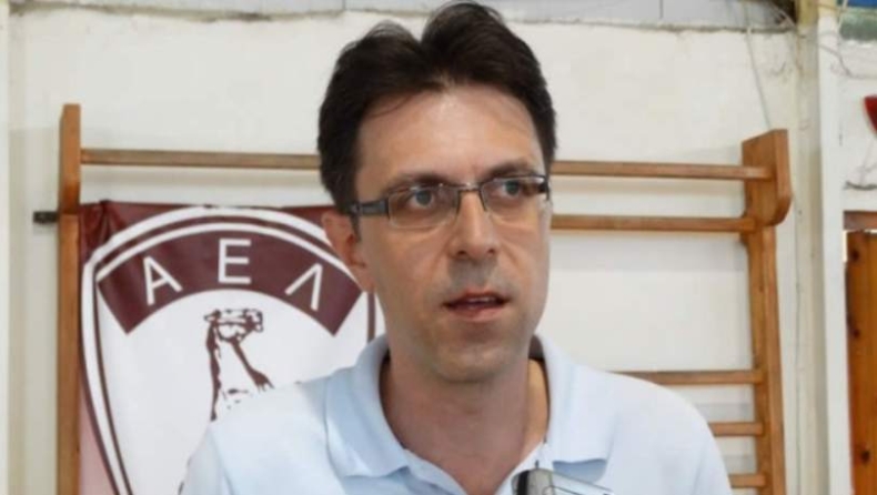 Πρόεδρος ερασιτεχνικής ΑΕΛ: «Ο Κούγιας δεν έχει καταλάβει σε ποια ομάδα βρίσκεται»