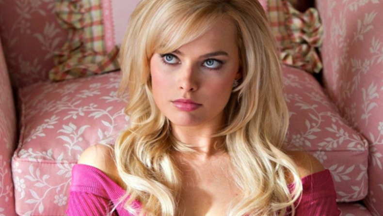 Η Margot Robbie θυμήθηκε πως γυρίστηκε η πιο sexy σκηνή από τον «Λύκο της Wall Street» (pics & vid)