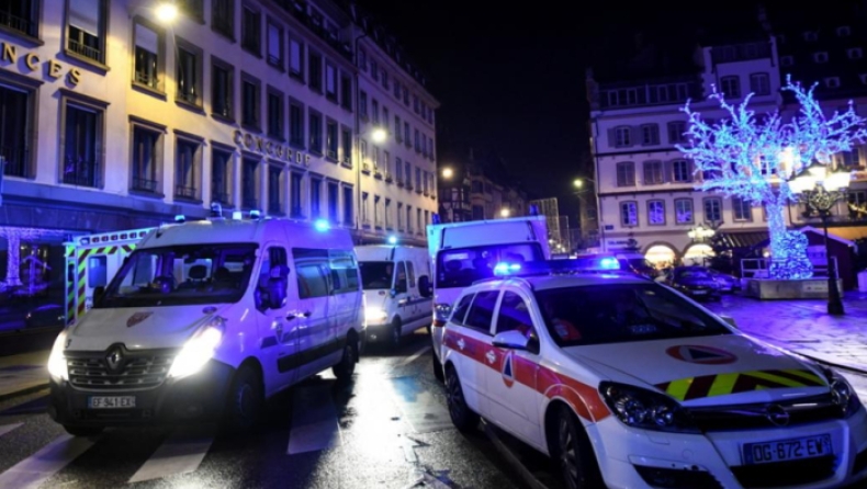 Παραμένει ασύλληπτος ο δράστης της επίθεσης στο Στρασβούργο: Δύο αδέρφια στο επίκεντρο των ερευνών (pics & vid)