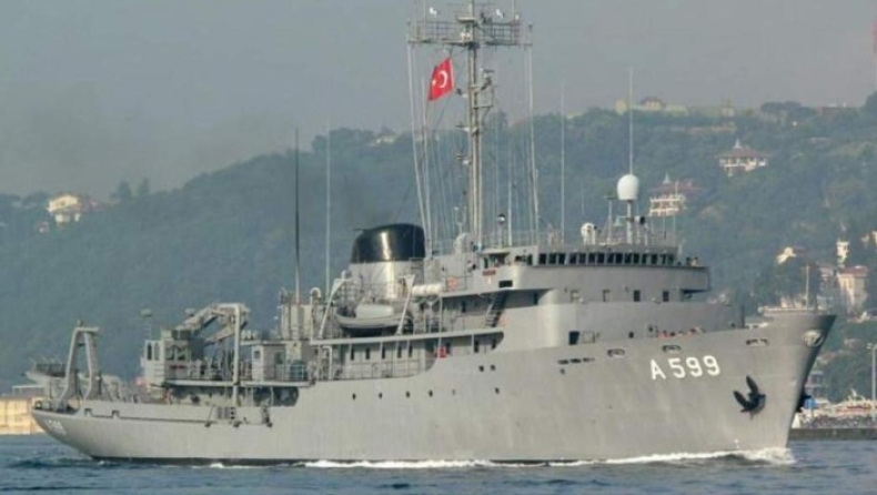 Στο Αιγαίο για έρευνες το «Τσεσμέ» με συνοδεία τούρκικων πολεμικών