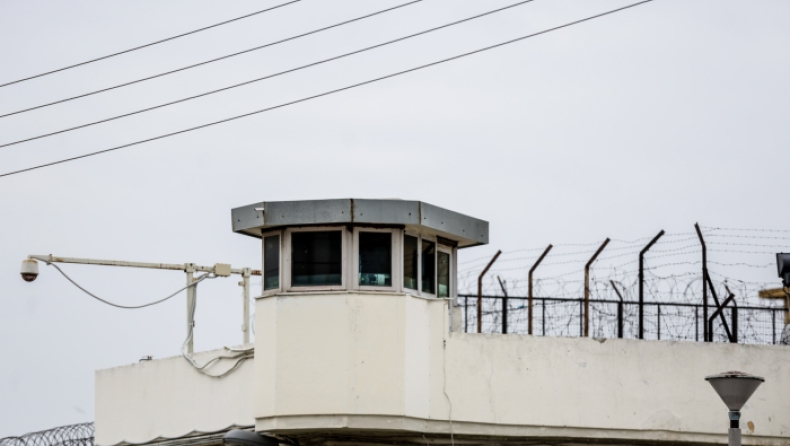 Έκτακτος έλεγχος και πειθαρχική έρευνα για την απόδραση στις φυλακές Κορυδαλλού