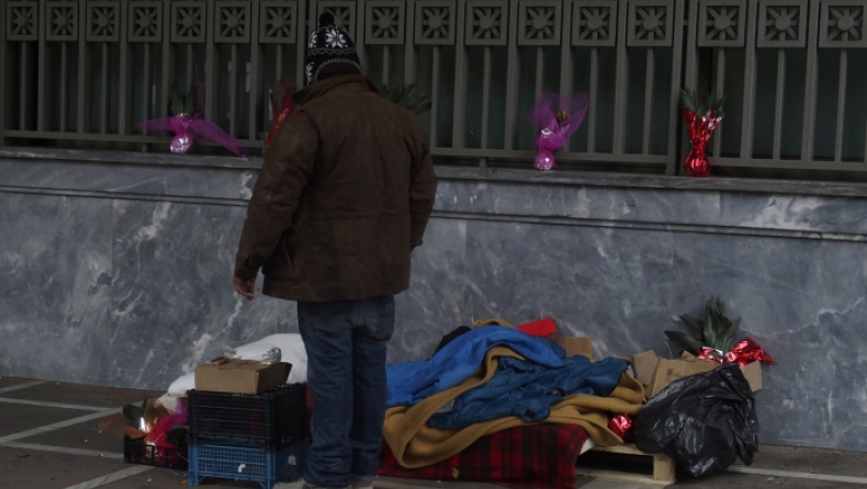 Δεκάδες άστεγοι στα ζεστά «καταφύγια» του Δήμου Αθηναίων