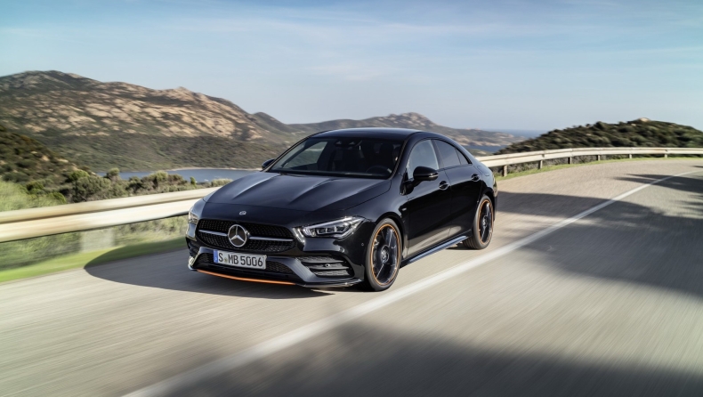 Αυτή είναι η ολοκαίνουργια Mercedes CLA (pics & vid)