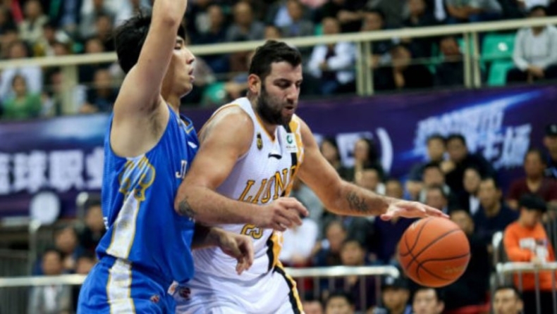 Δεν ήταν αρκετό το double double του Μπουρούση για τους Lions