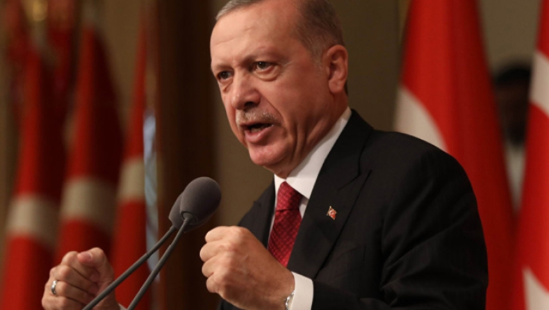 Τούρκος καταδικάστηκε να διαβάζει αφιερώματα του Ερντογάν επειδή τον προσέβαλε