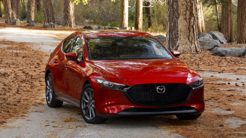 Πλήρης «αποκάλυψη» για το εντυπωσιακό νέο Mazda 3! (pics)