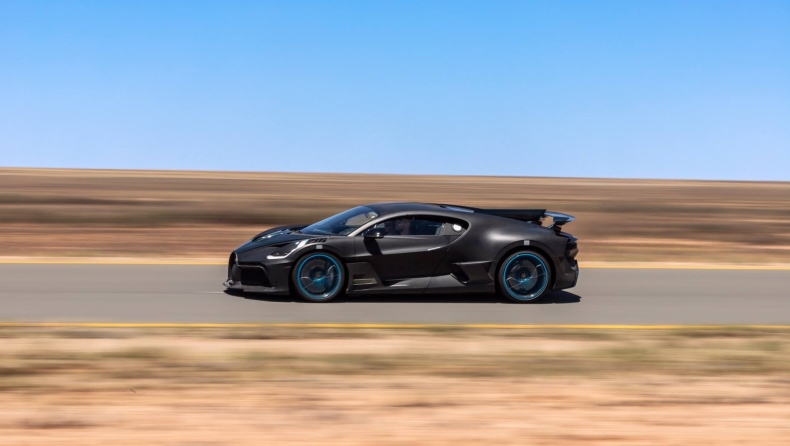 Δοκιμές με 250 χλμ./ώρα σε 40 βαθμούς Κελσίου για τη Bugatti!