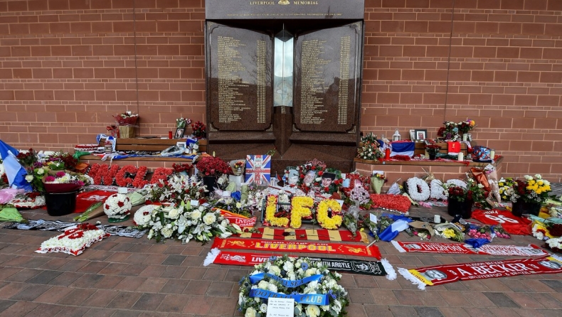 Το πρωτοσέλιδο της Liverpool Echo με τα 96 ονόματα των θυμάτων του Χίλσμπορο (pic)