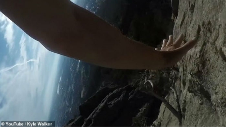 Ορειβάτης κατέγραψε την πτώση του από τα βράχια (vid)