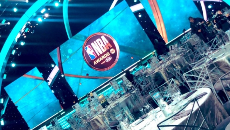 Η σκηνή των ΝΒΑ Awards έτοιμη να υποδεχθεί τον Γιάννη! (pic)