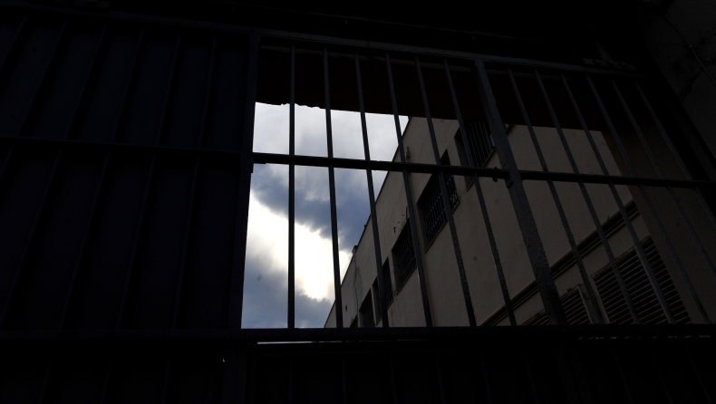 Συμπλοκές στις φυλακές Κορυδαλλού: Τρεις κρατούμενοι τραυματίστηκαν (vid)